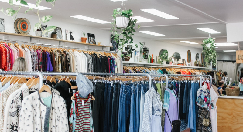[Second-hand Clothing Industry Is On The Rise]